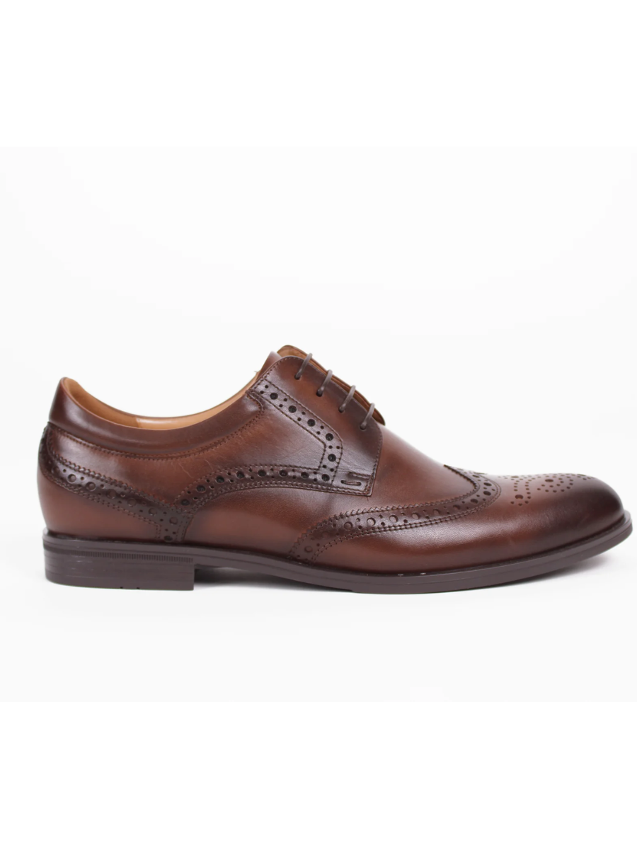 Derby brogue shoes